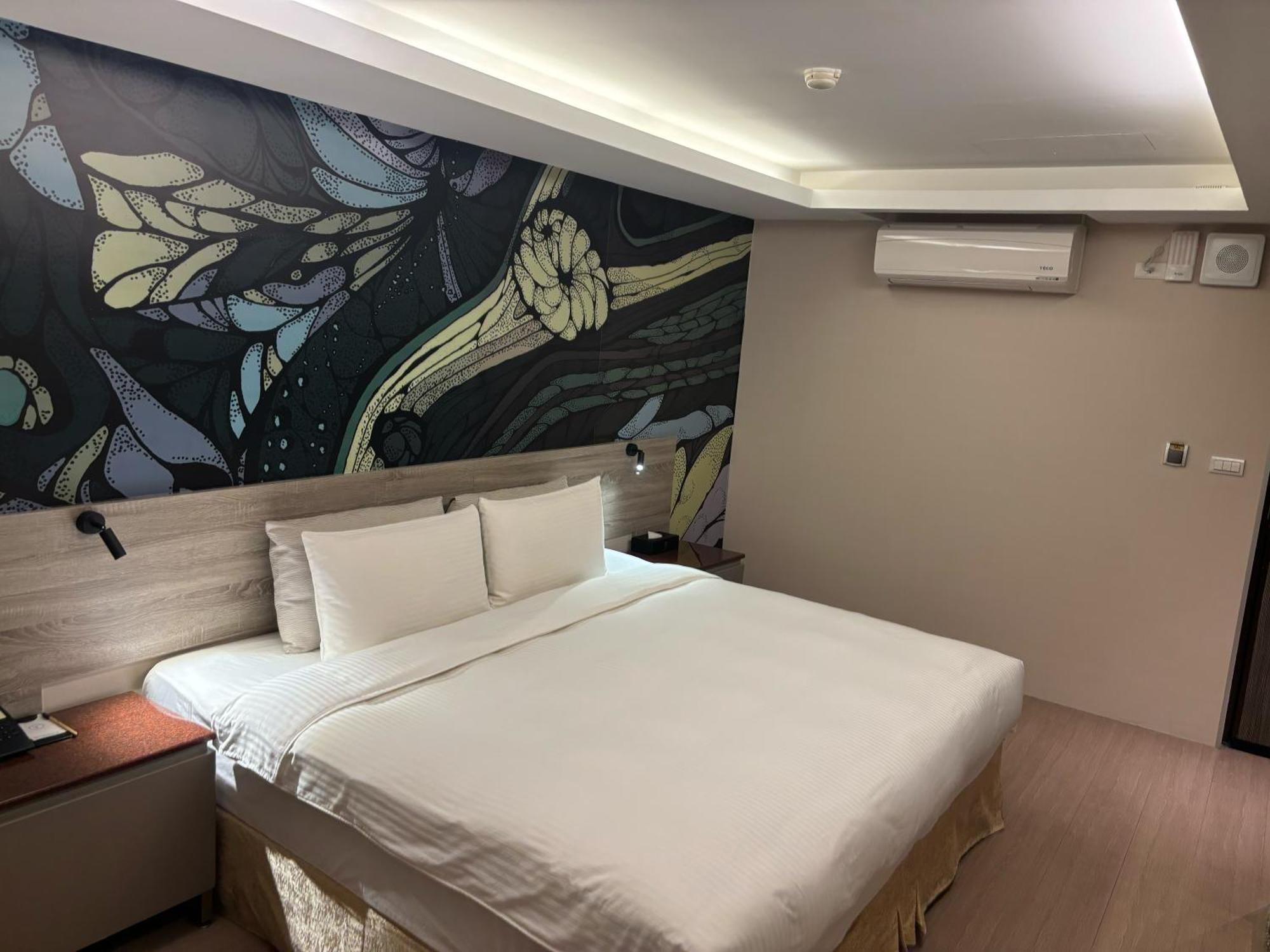 Yuhao Hotel - Hsinchu Branch Стая снимка