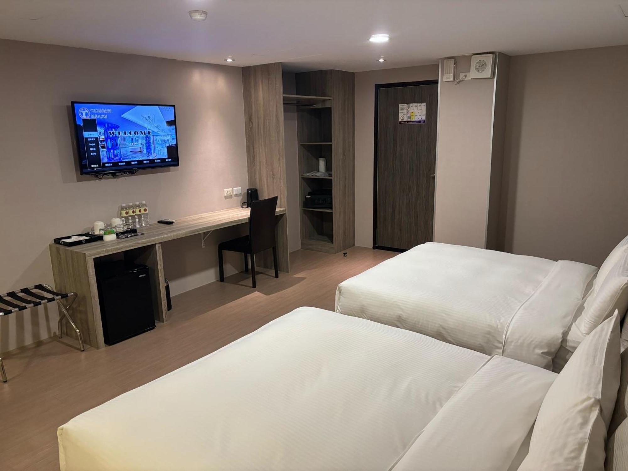 Yuhao Hotel - Hsinchu Branch Екстериор снимка