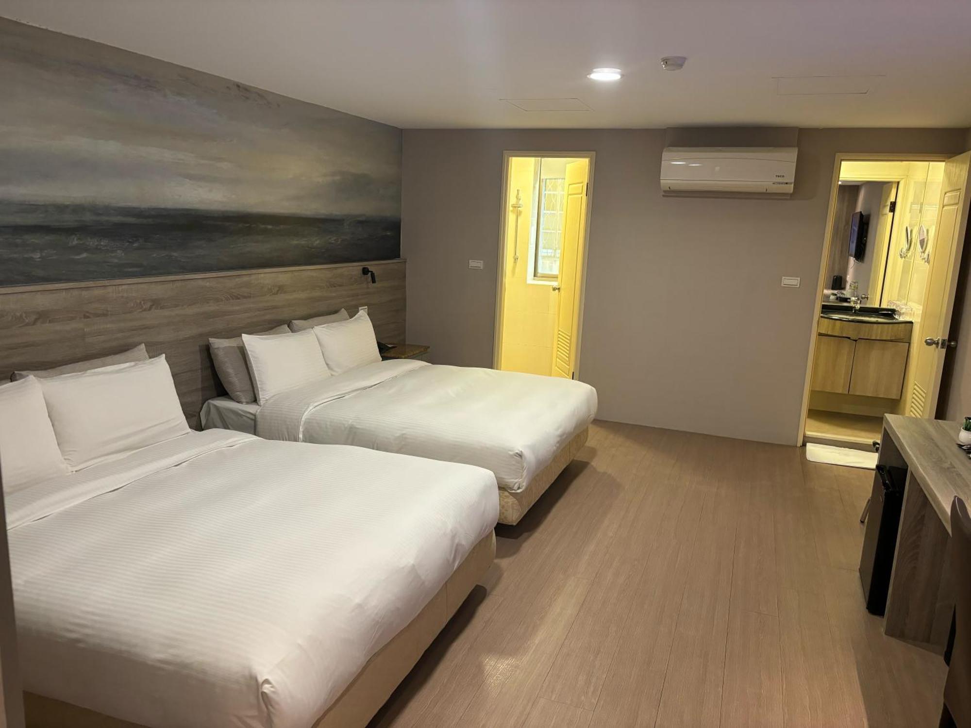 Yuhao Hotel - Hsinchu Branch Екстериор снимка