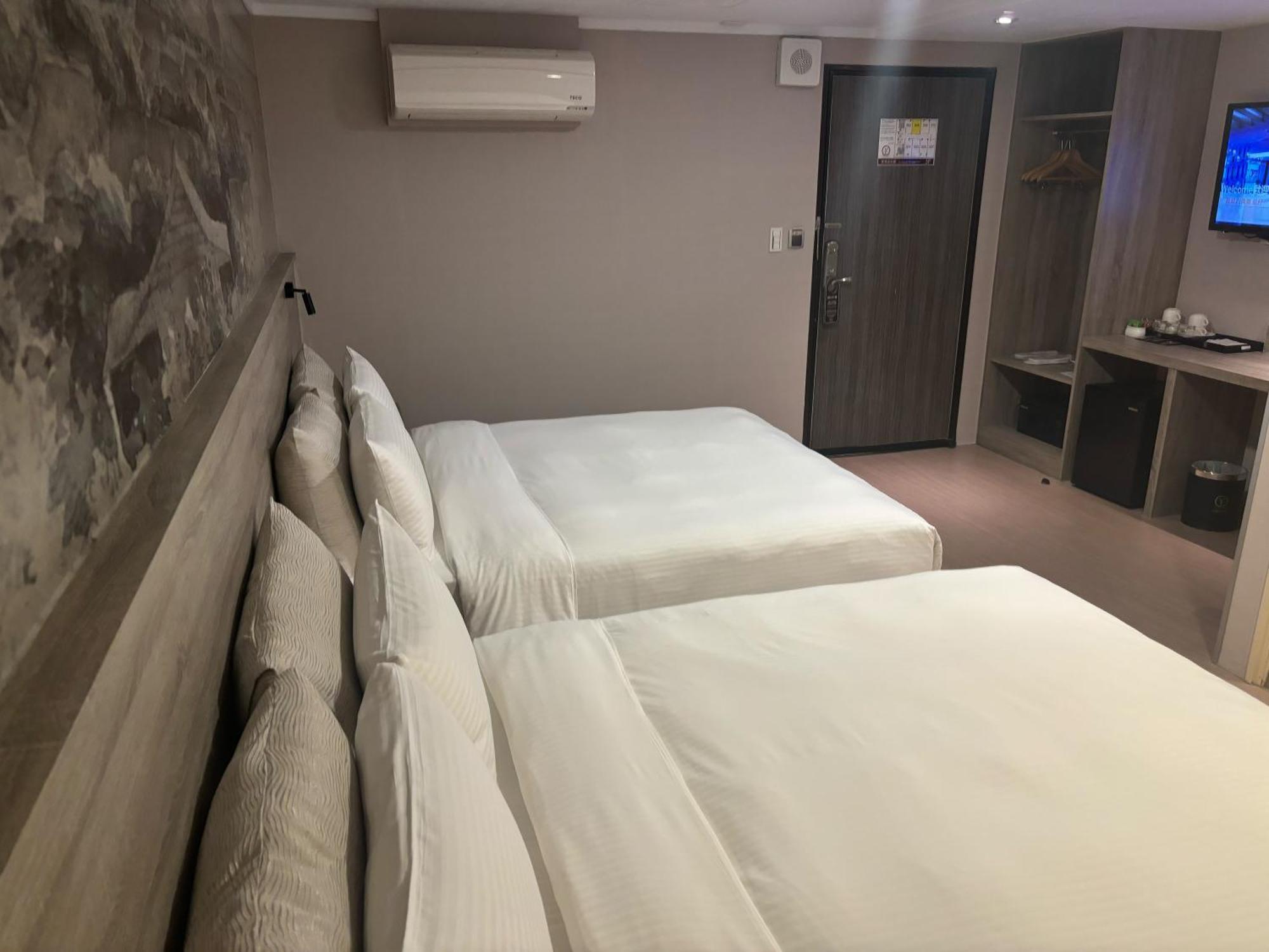 Yuhao Hotel - Hsinchu Branch Екстериор снимка