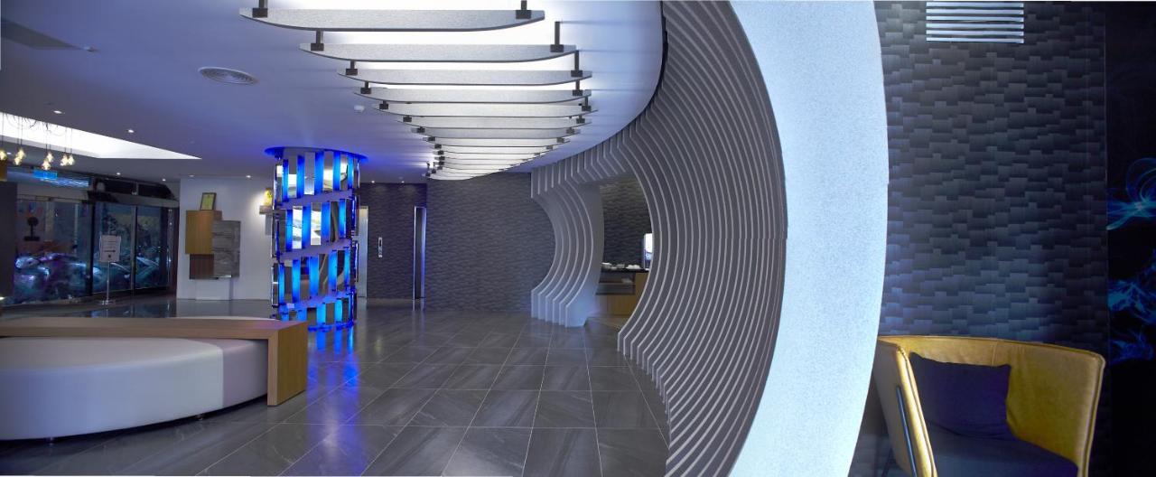 Yuhao Hotel - Hsinchu Branch Екстериор снимка