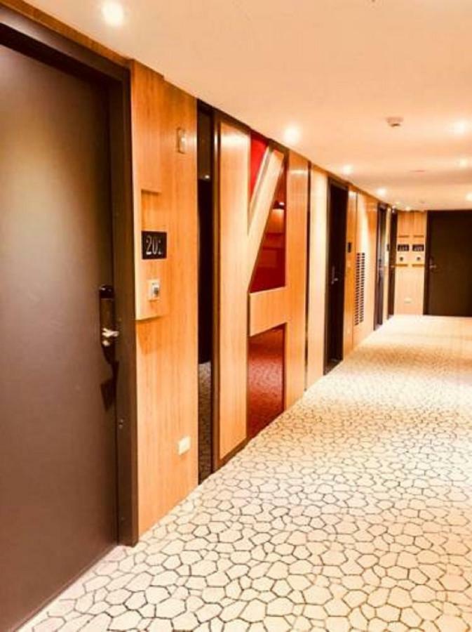 Yuhao Hotel - Hsinchu Branch Екстериор снимка